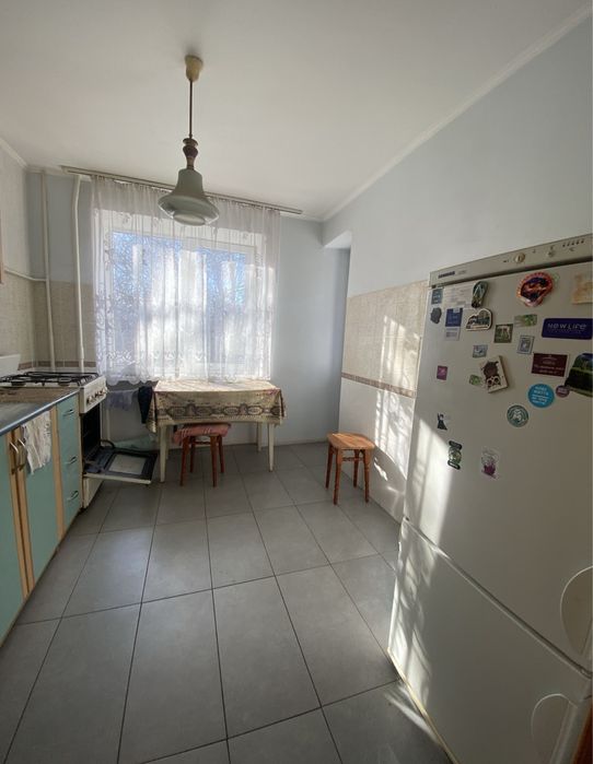 Вільна! Кімната Дівчатам/Жінкам 4500+світло Київська 16