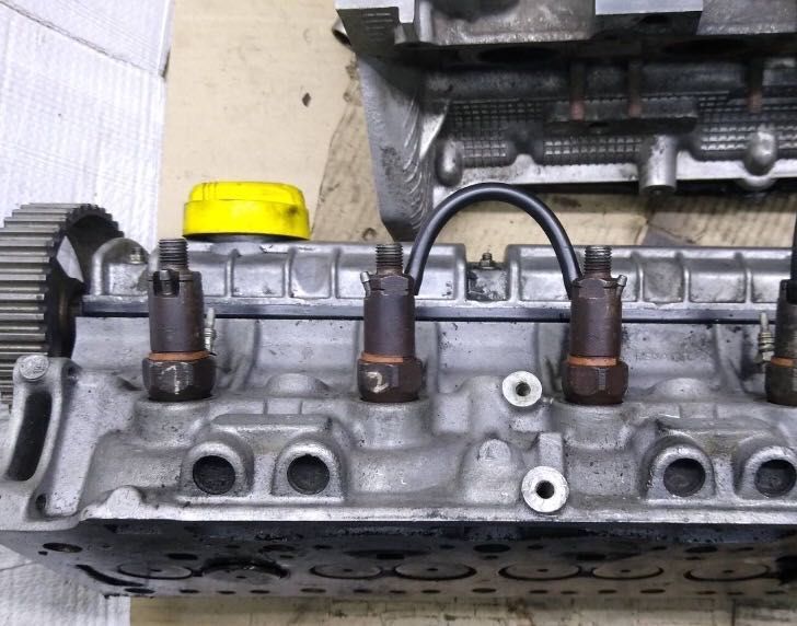 Головка ГБЦ Канго Кенго 1.9 F8Q Kangoo