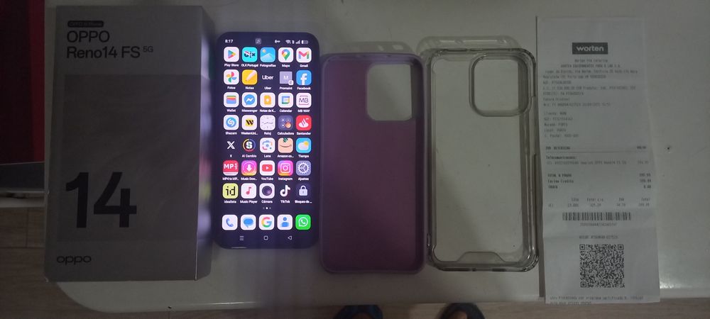 Estou vendendo um OPPO Reno 14 fs 5g com 12GB de RAM e 512MB