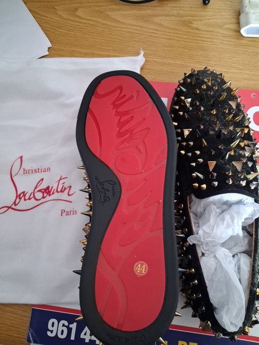 Sapatos com espigões