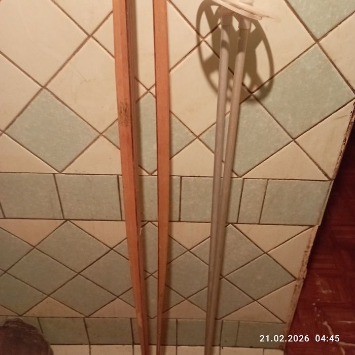 Продам советские лыжи Эстония с палками НОВЫЕ