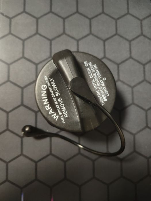 Кришка топливного бака mitsubishi outlander, galant, eclipse