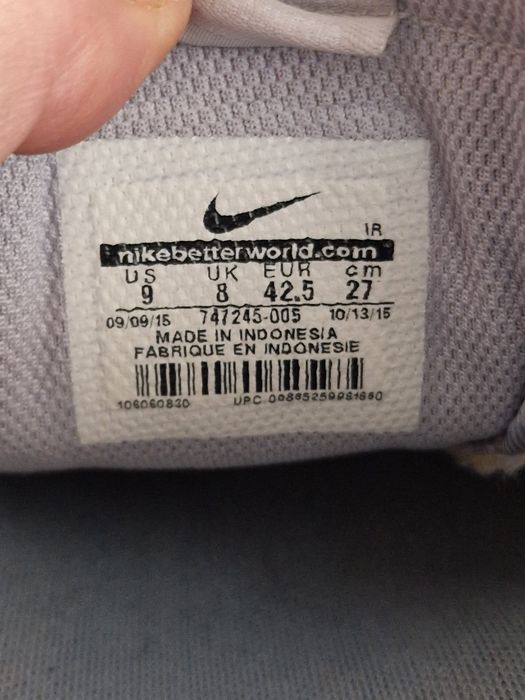 Sneakersy Nike Archiwe r 42.5