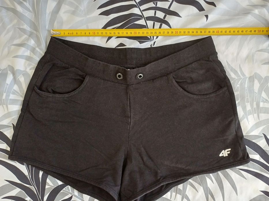 Spodenki krotkie 4f