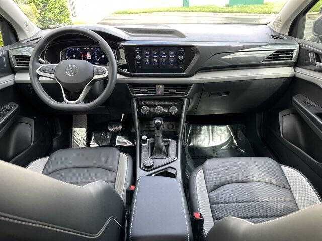 2022 Volkswagen Taos SEL 4Motion