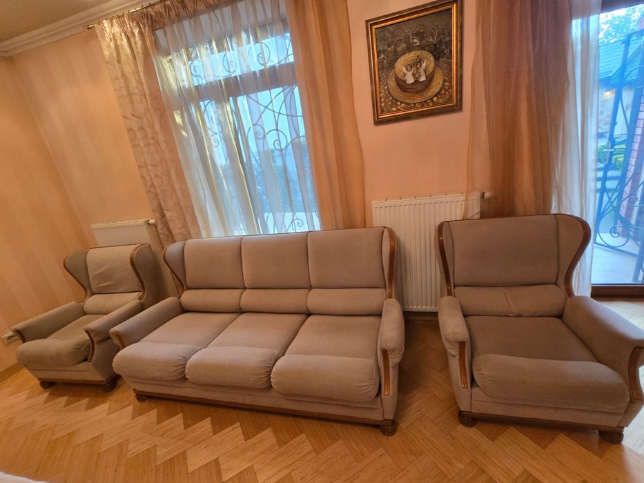 Диван та 2 крісла