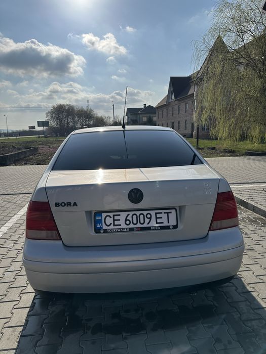 Volkswagen Bora 2000