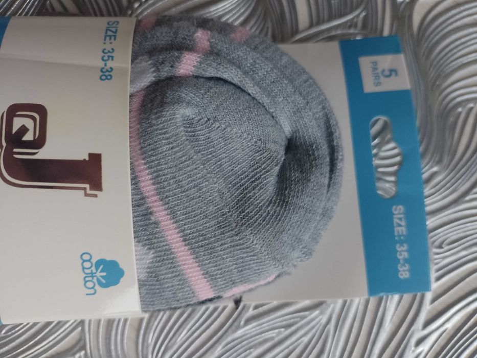 Pięć par stopek, skarpet