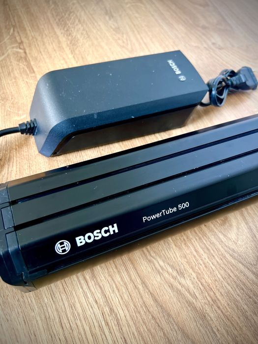 Bateria Bosch PowerTube 500 + Carregador para bicicleta