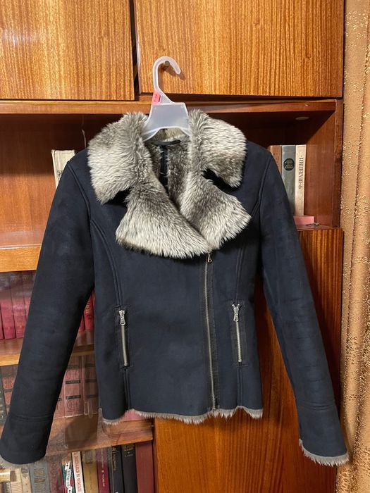 Жіноча дублянка коротка.