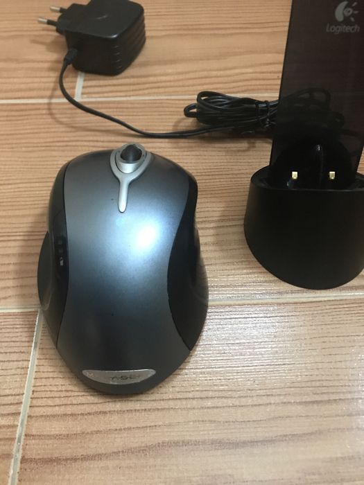 Conjunto logitech bluetooth teclado rato e media pad