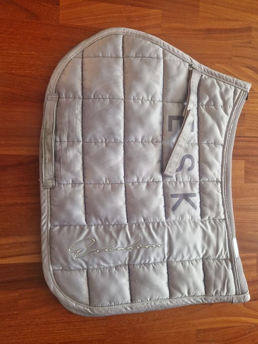 Czaprak eskadron "Big Square Mattgloss" silk purple