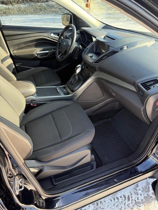 Продам Ford Kuga