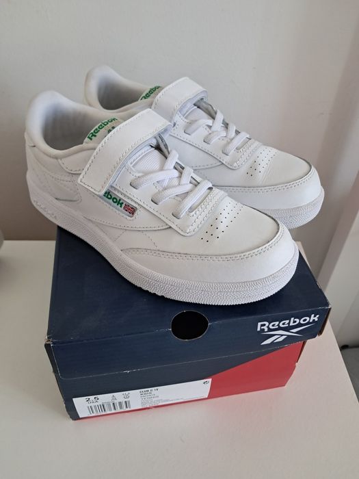 Super Buty dziecięce Reebok jak nowe 33