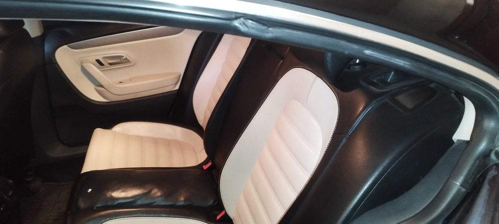 Фольксваген СС 2010 року