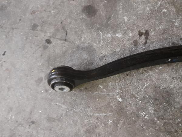 Braço de suspensão trás direito MERCEDES-BENZ Classe R (W251, V251)