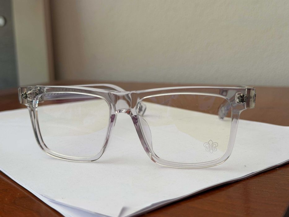 Oculos de ver Chrome Hearts