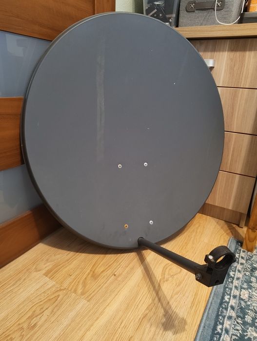 Antena satelitarna 80cm