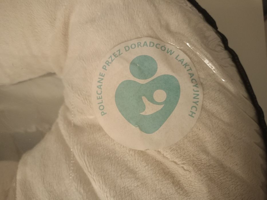 Poofi poduszka do karmienia rogal w etui ochronnym