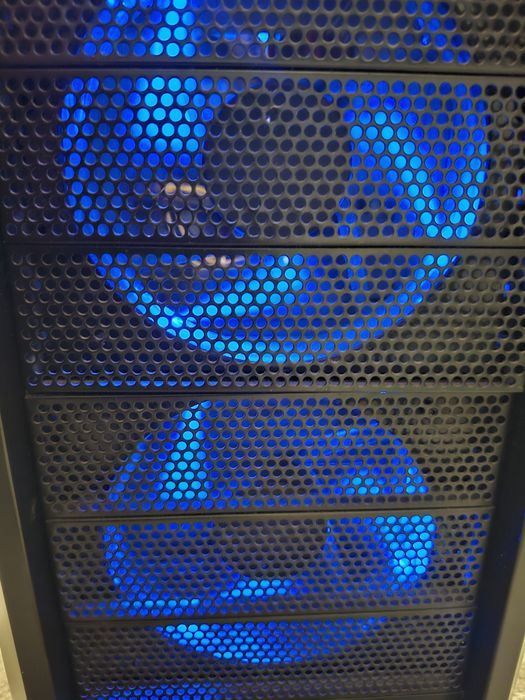 Komputer (stacja robocza) G.Skill