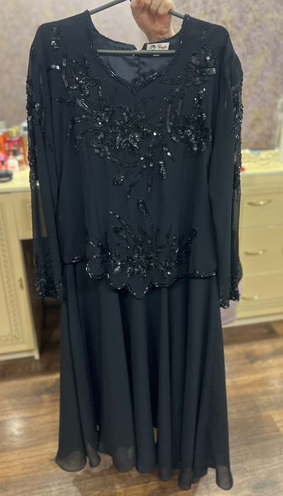 Плаття жіноче вечірнє