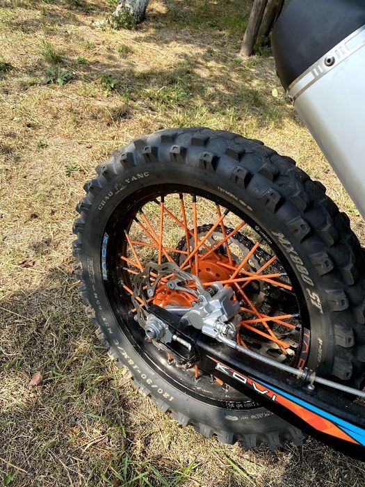 Кові адванс 250 в хорошому стані