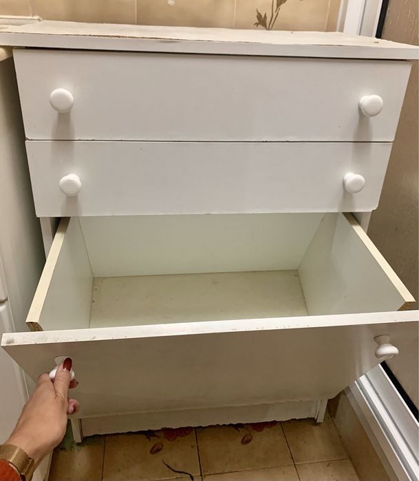 Móvel de WC com cesto integrado