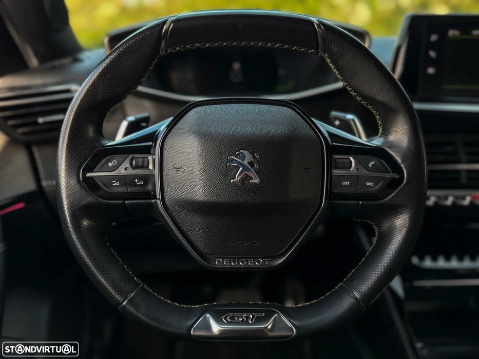 Peugeot 2008 1.5 BlueHDi Allure EAT8