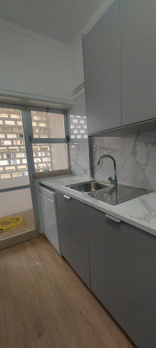 Arrendamento T4 zona central de Leiria