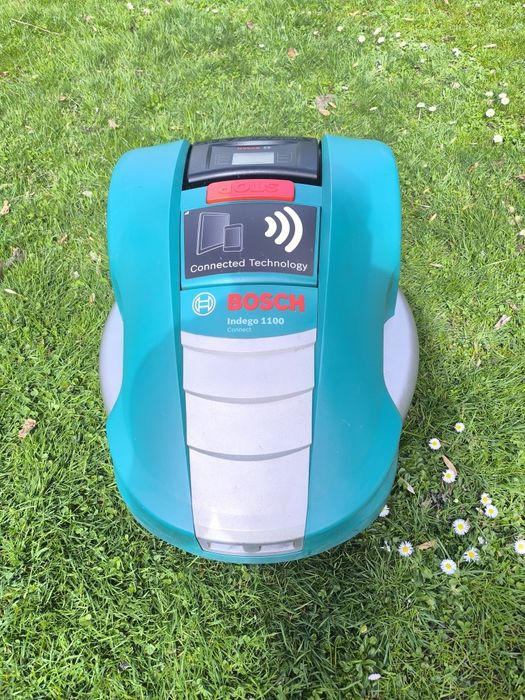 Kosiarka automatyczna Bosch IPX1 – używana, w pełni sprawna – 999 zł