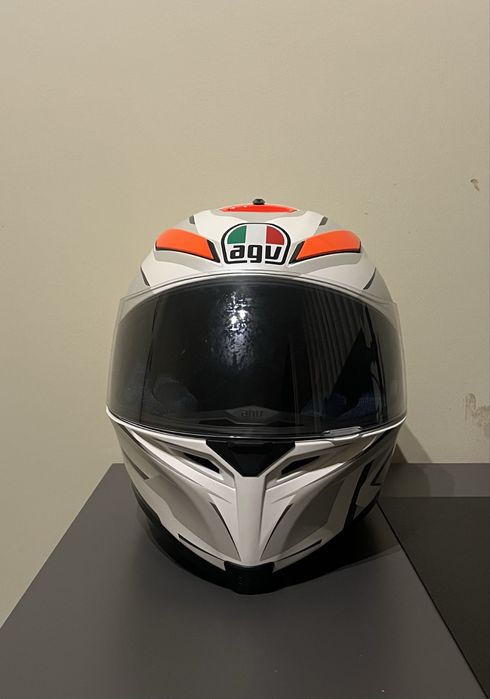 Capacete de motae agv