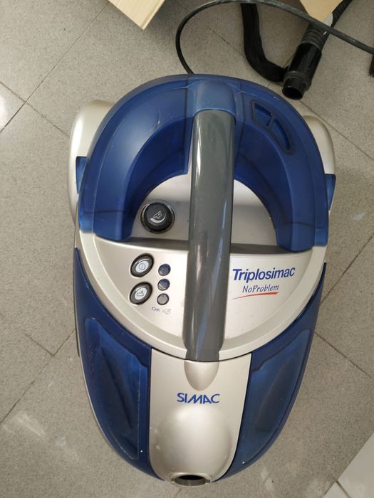 Aspirador / máquina de limpeza profissional