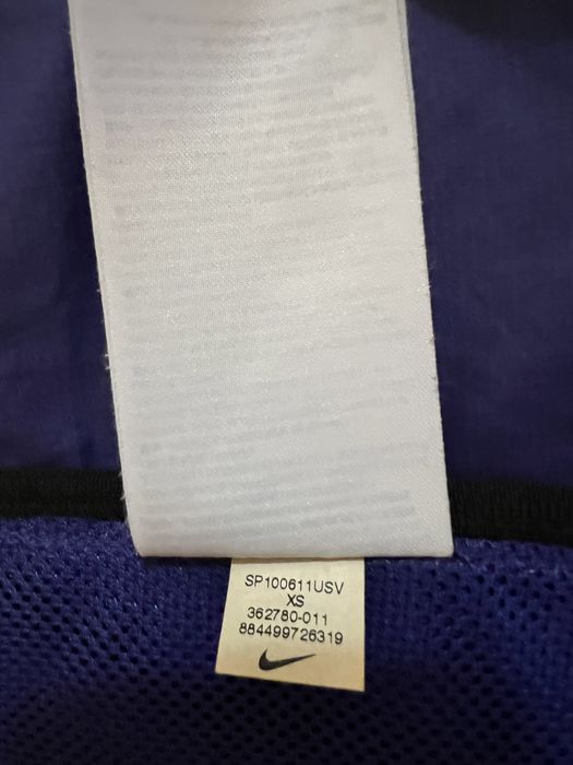Вітровка Nike STORM-FIT