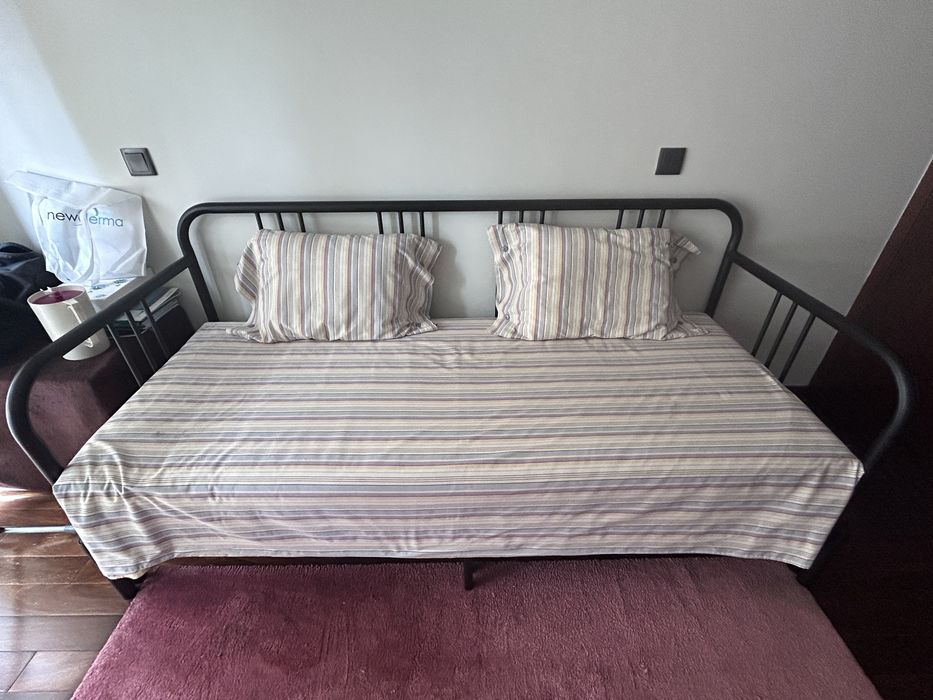 Cama Individual dupla + 2 colchões