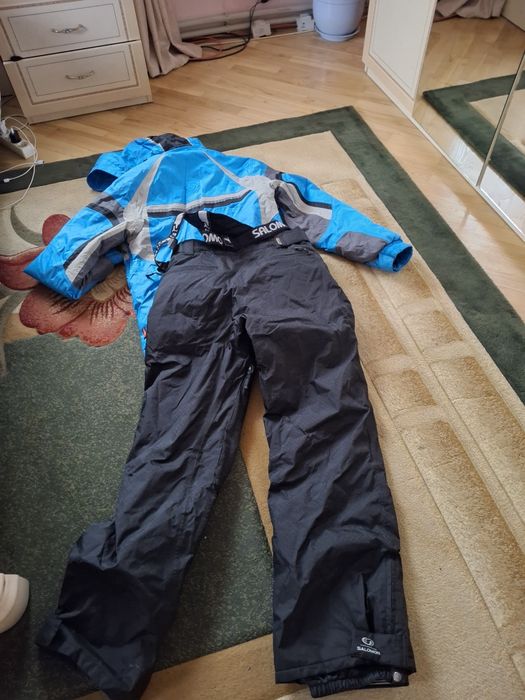 Продам лижний костюм