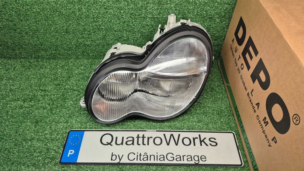Otica Farol Esquerdo Mercedes Classe C W203 de 2000 a 2011 Ref. 440-1124L-LD-E NOVO DEPO