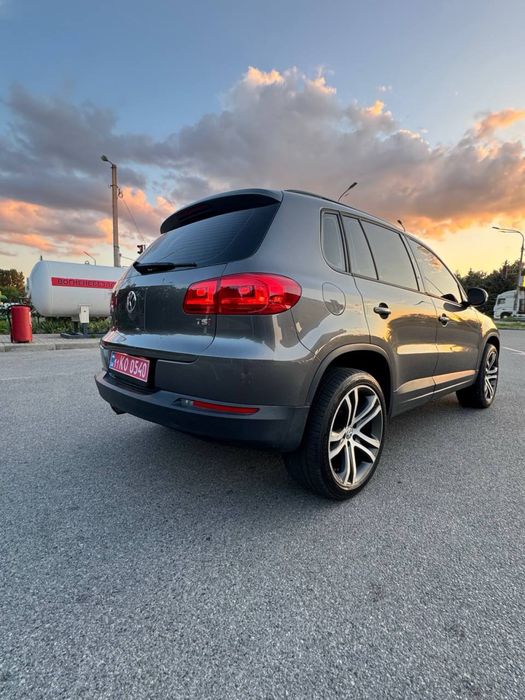 Volkswagen Tiguan 2.0 TSI