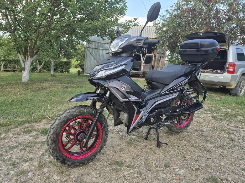 Продам мотоцикл спарк 125