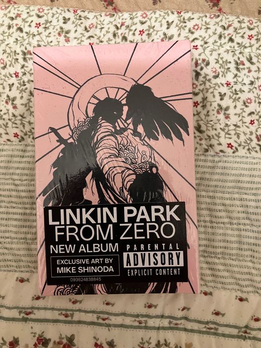 Linkin Park From Zero - Cassete K7 - Edição limitada Pink