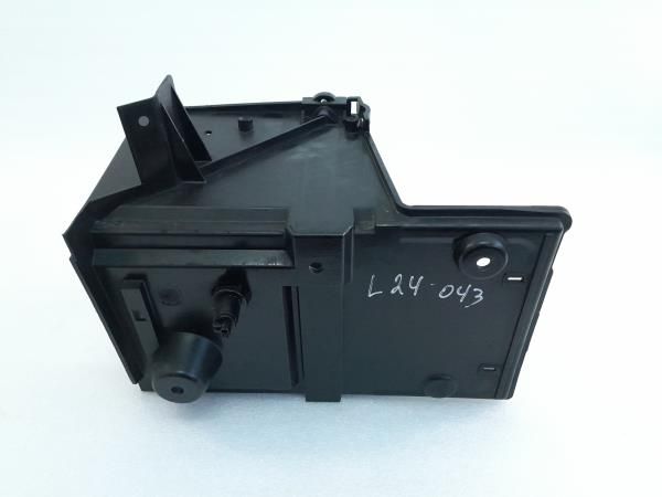 Base / caixa da bateria VOLVO V50 (MW)