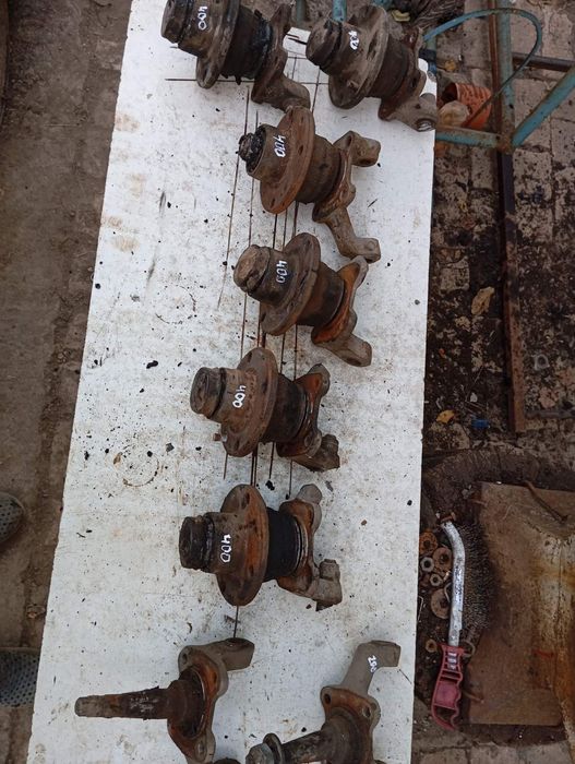 Продам ступиці ,ваз,цапфи,запчастини,москвич,уаз