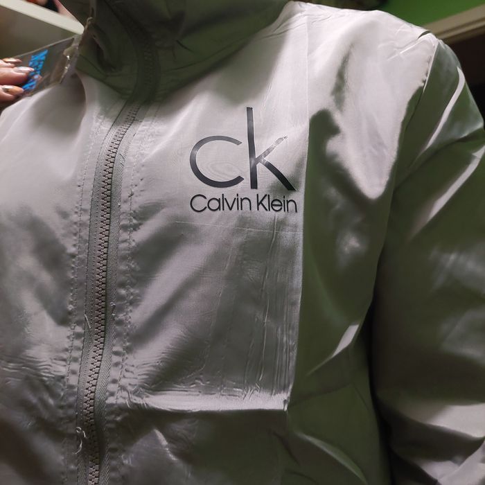 Kurtka meska cienka.