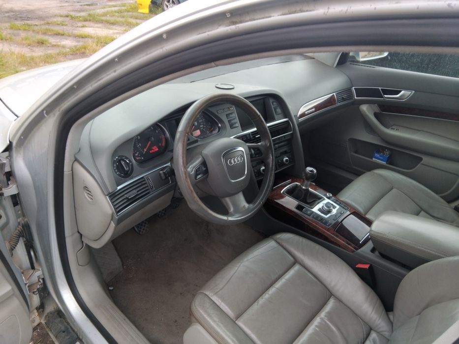 Audi a 6 c6 quattro 3.2 fsi manual uszkodzona całość albo części