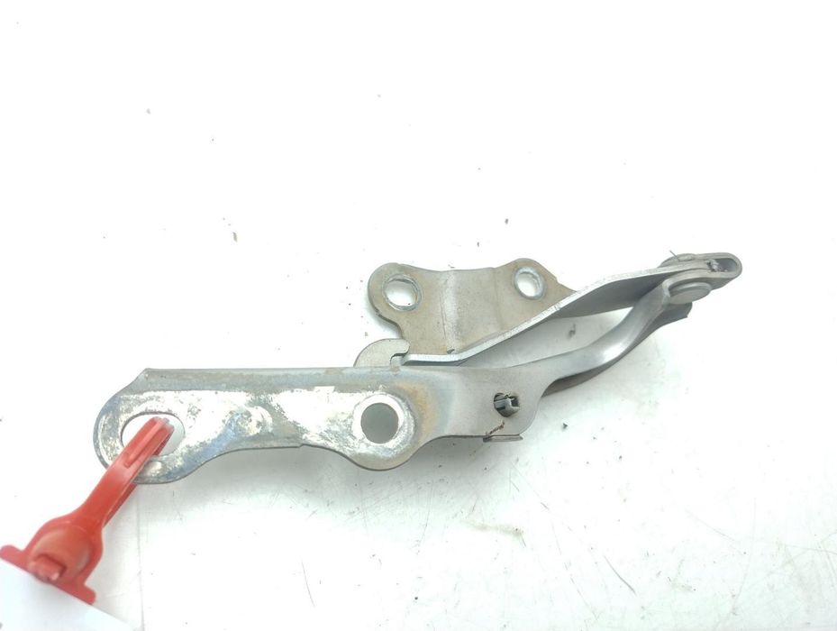 dobradiça direita do capô toyota RAV4