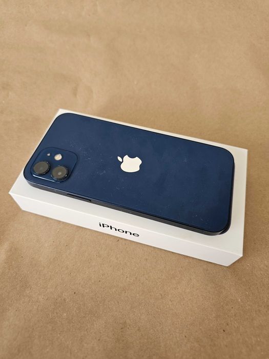 Iphone 12 128Gb.  Muito bom.