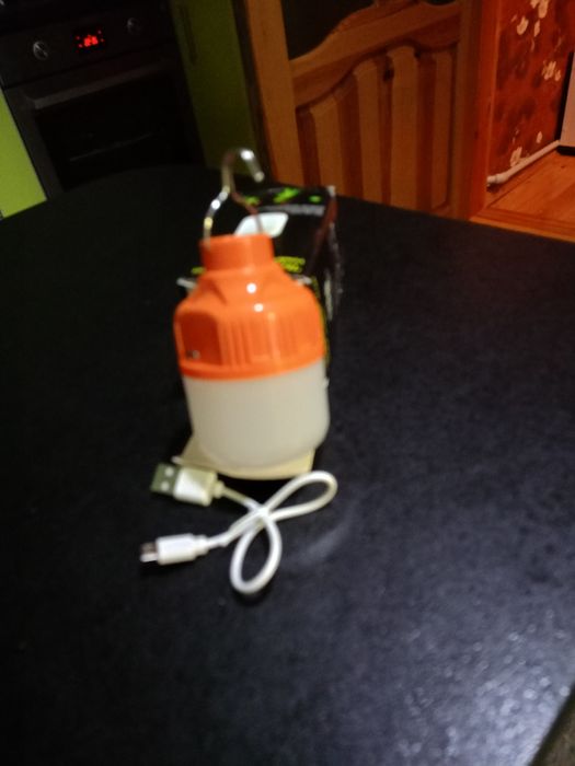 Продам  лед лампу