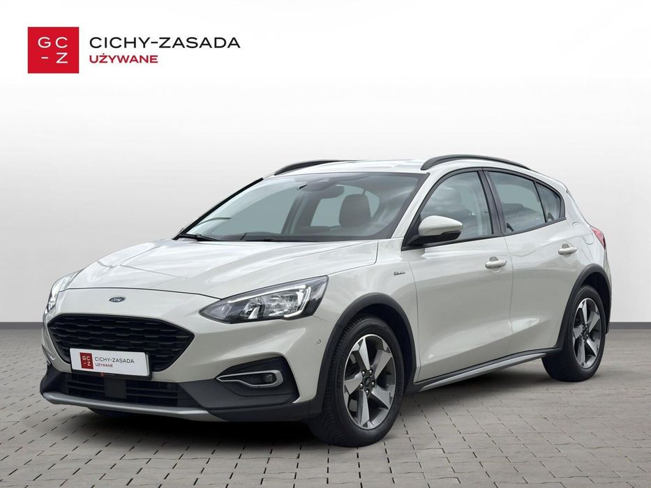 Ford Focus | reflektory LED | podgrzewane fotele + kierownica | kamera