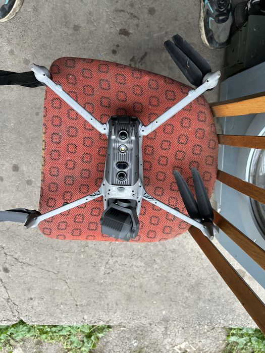 Квадрокоптер DJI Matrice 4 Enterprise