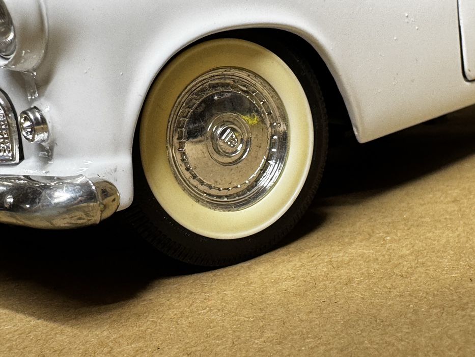 Ford Thunderbird  55t модель 1:18