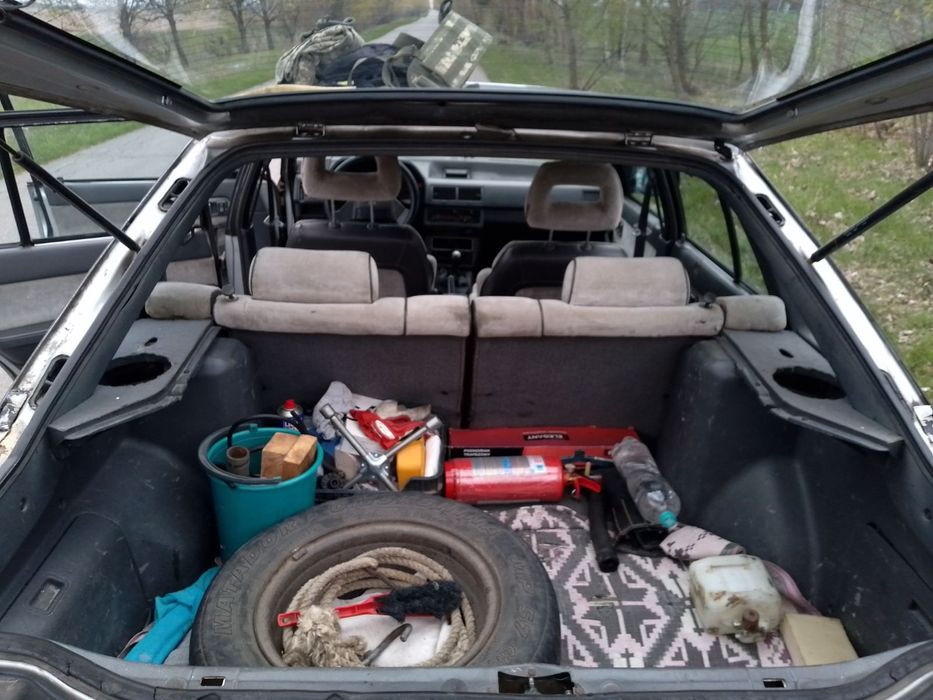 Автомобіль Мазда 626